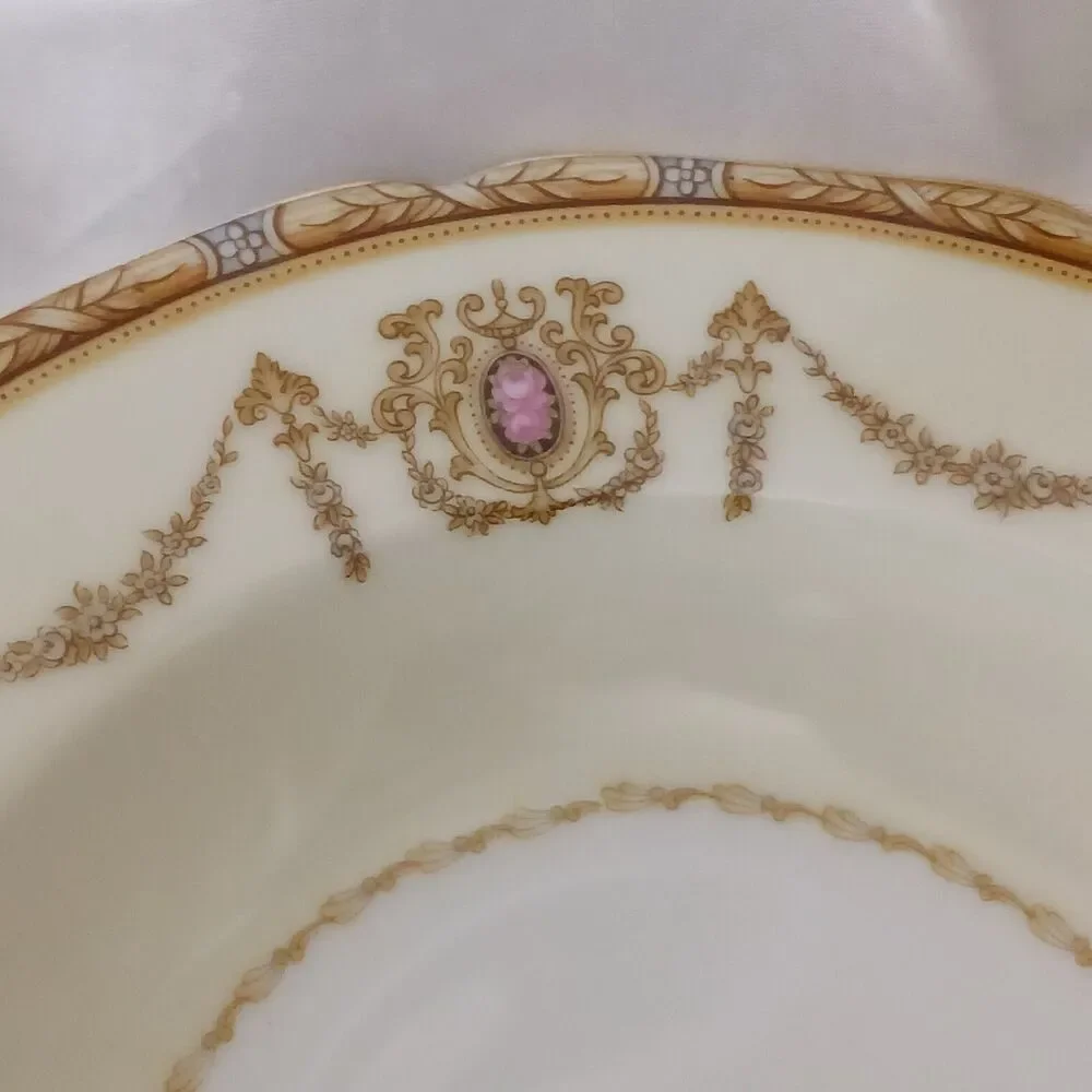 VINTAGE NORITAKE VALDINA 8'' SOUP BOWL